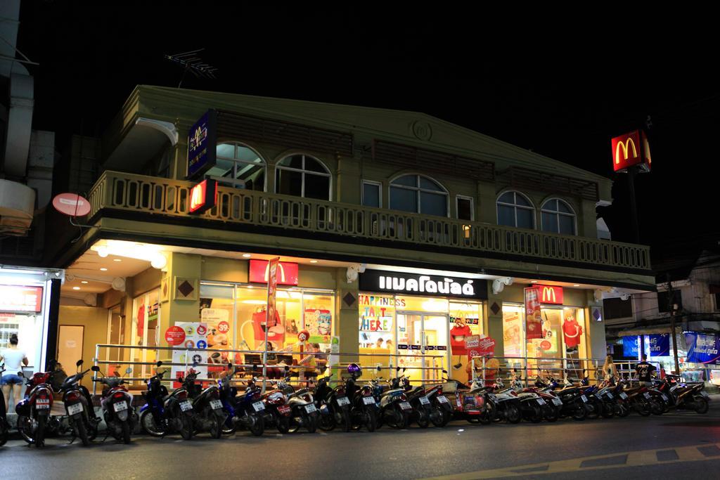 Meroom Phuket Eksteriør bilde